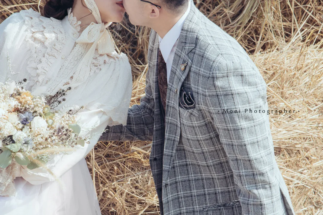 八田伴伴 ‧ 手作禮服婚物所-台中禮服出租/自助婚紗 蕭以姍 Moei Photography 簡約鹽系風格 | 八田伴伴 手作禮服婚物所-台中禮服出租/自助婚紗