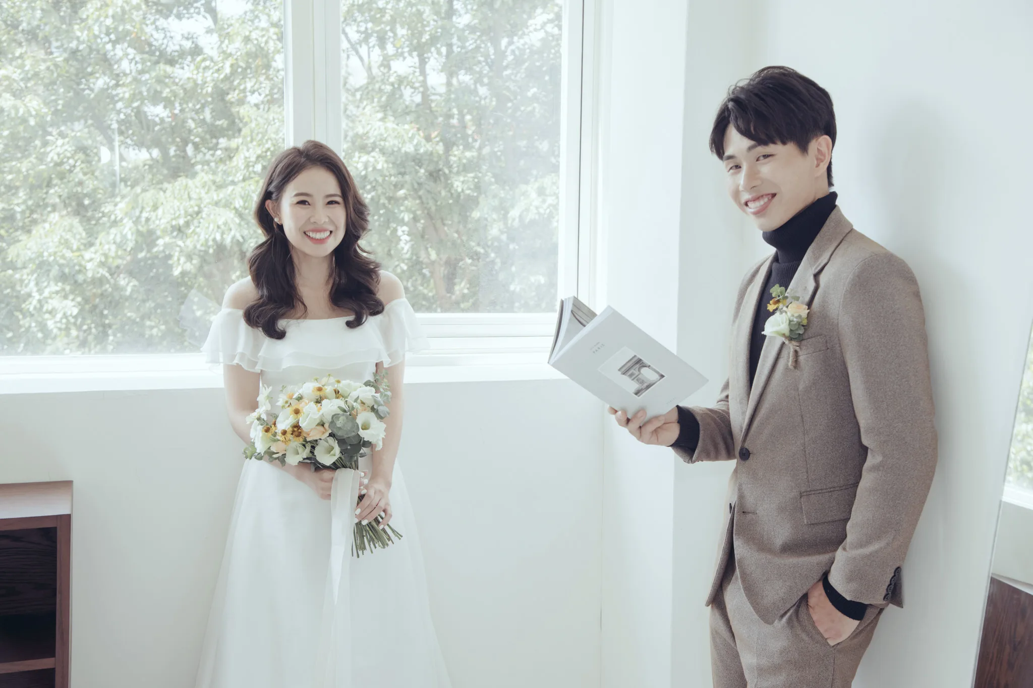 蕭以姍 Moei Photography 婚紗工作室 | 台中自助婚紗攝影 | 八田伴伴 手作禮服婚物所 | 單租禮服 | 台中婚紗攝影包套 蕭以姍 Moei Photography | 台中自助婚紗攝影