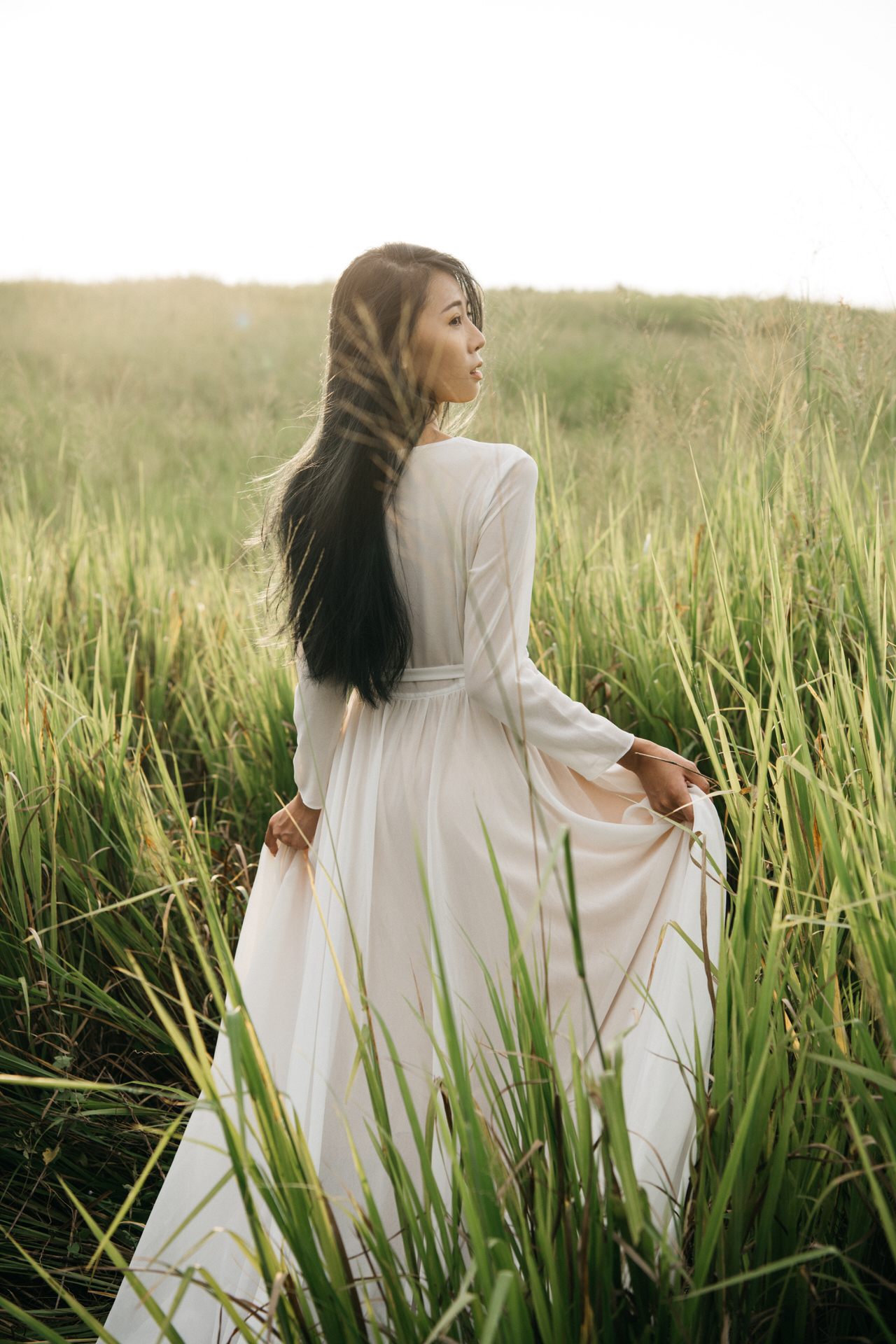 黑天鵝與白天鵝女神輕婚紗 | 台中婚紗聯名攝影 | 大柏 photography X 八田伴伴 手作禮服婚物所-台中禮服出租/自助婚紗