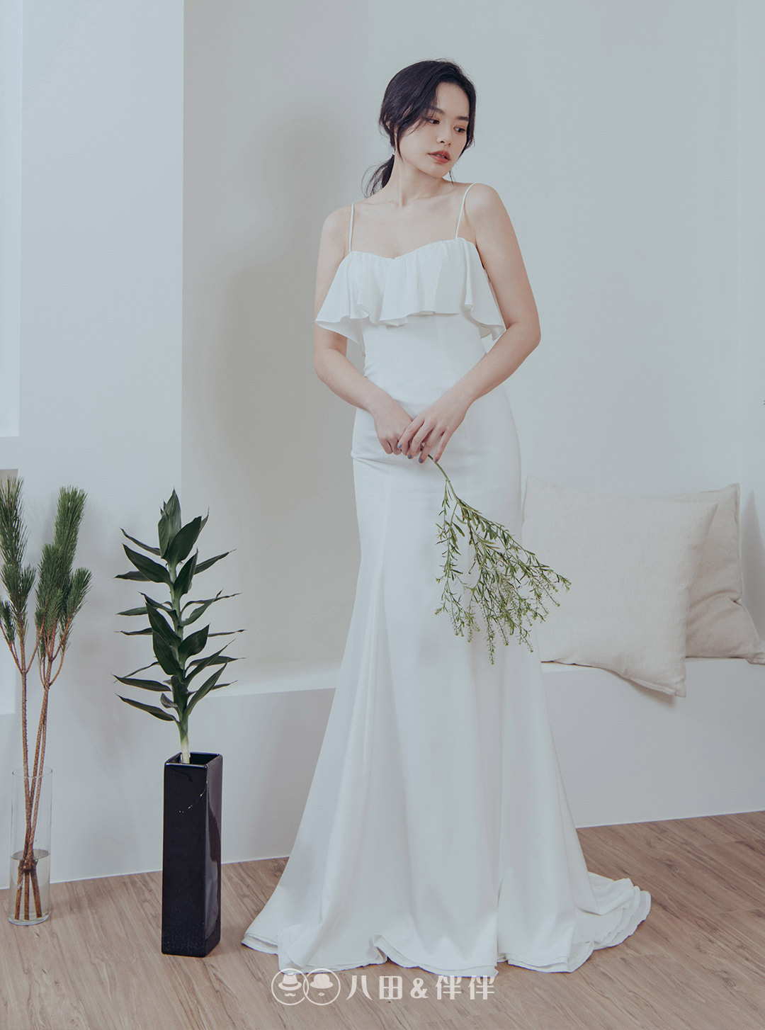 線上禮服 | Bride Collection | A-V079 | 攝影：蕭以姍 Moei Photography