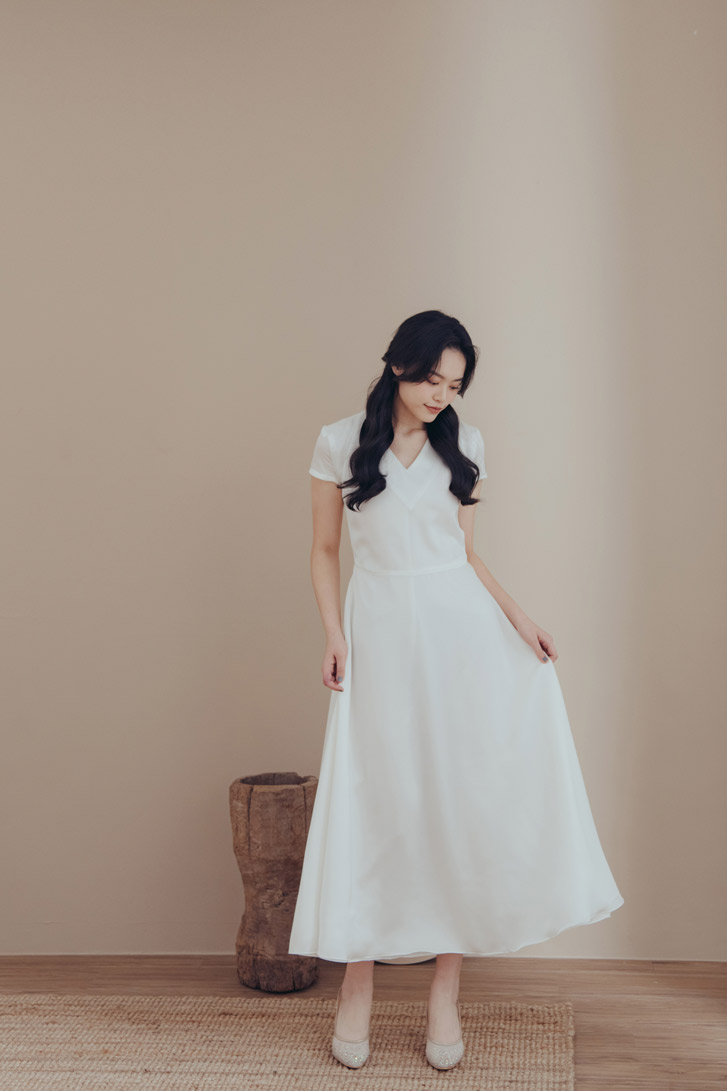 線上禮服 | Bride Collection | A-P105 | 攝影：蕭以姍 Moei Photography
