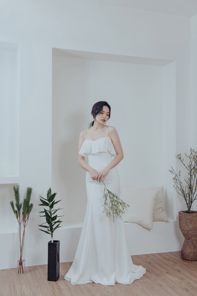 線上禮服 | Bride Collection | A-V079 | 攝影：蕭以姍 Moei Photography