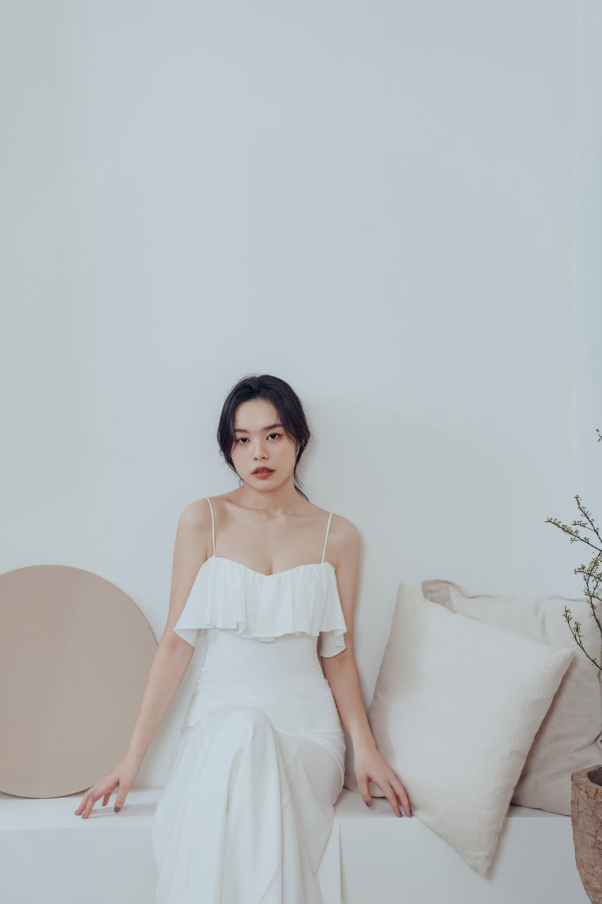 線上禮服 | Bride Collection | A-V079 | 攝影：蕭以姍 Moei Photography