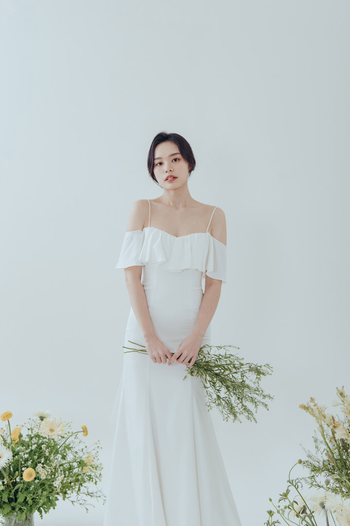 線上禮服 | Bride Collection | A-V079 | 攝影：蕭以姍 Moei Photography