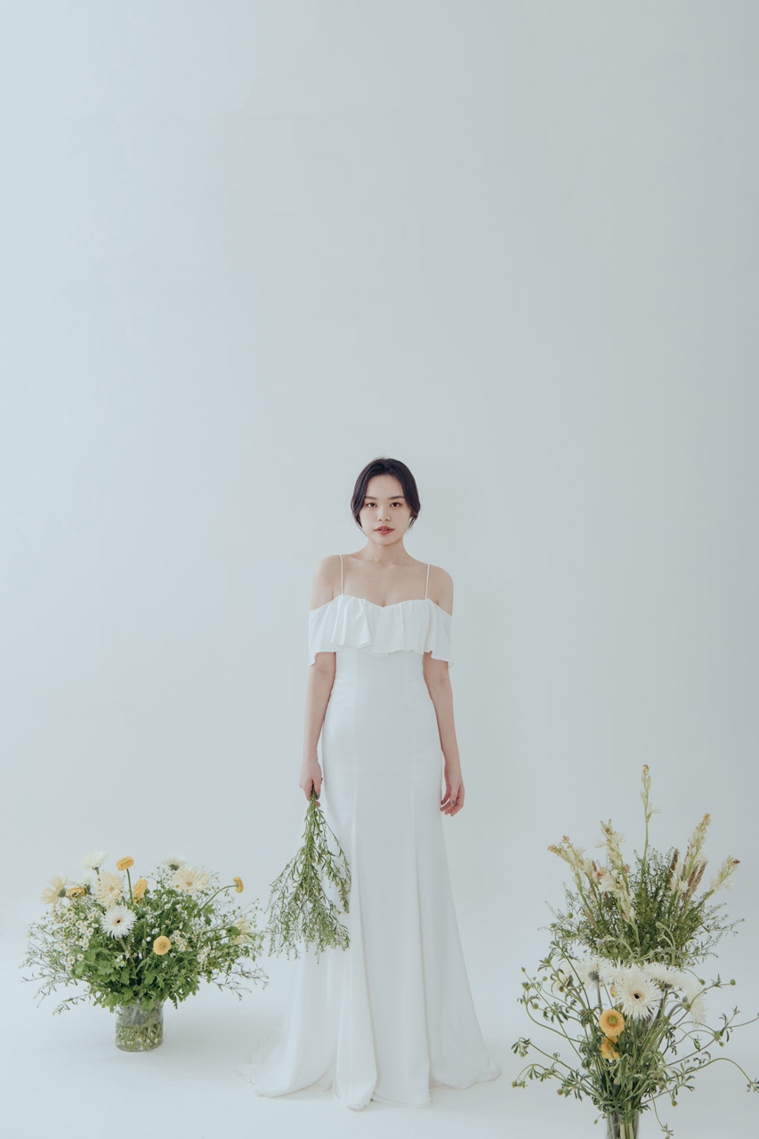 線上禮服 | Bride Collection | A-V079 | 攝影：蕭以姍 Moei Photography