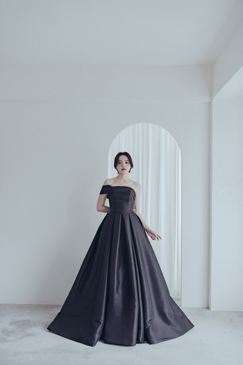 線上禮服 | Bride Collection | B-P093 | 攝影：蕭以姍 Moei Photography