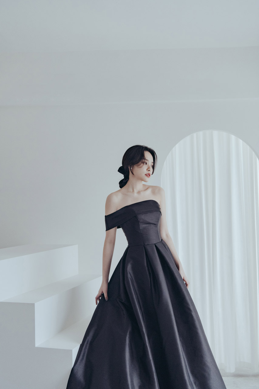 線上禮服 | Bride Collection | B-P093 | 攝影：蕭以姍 Moei Photography