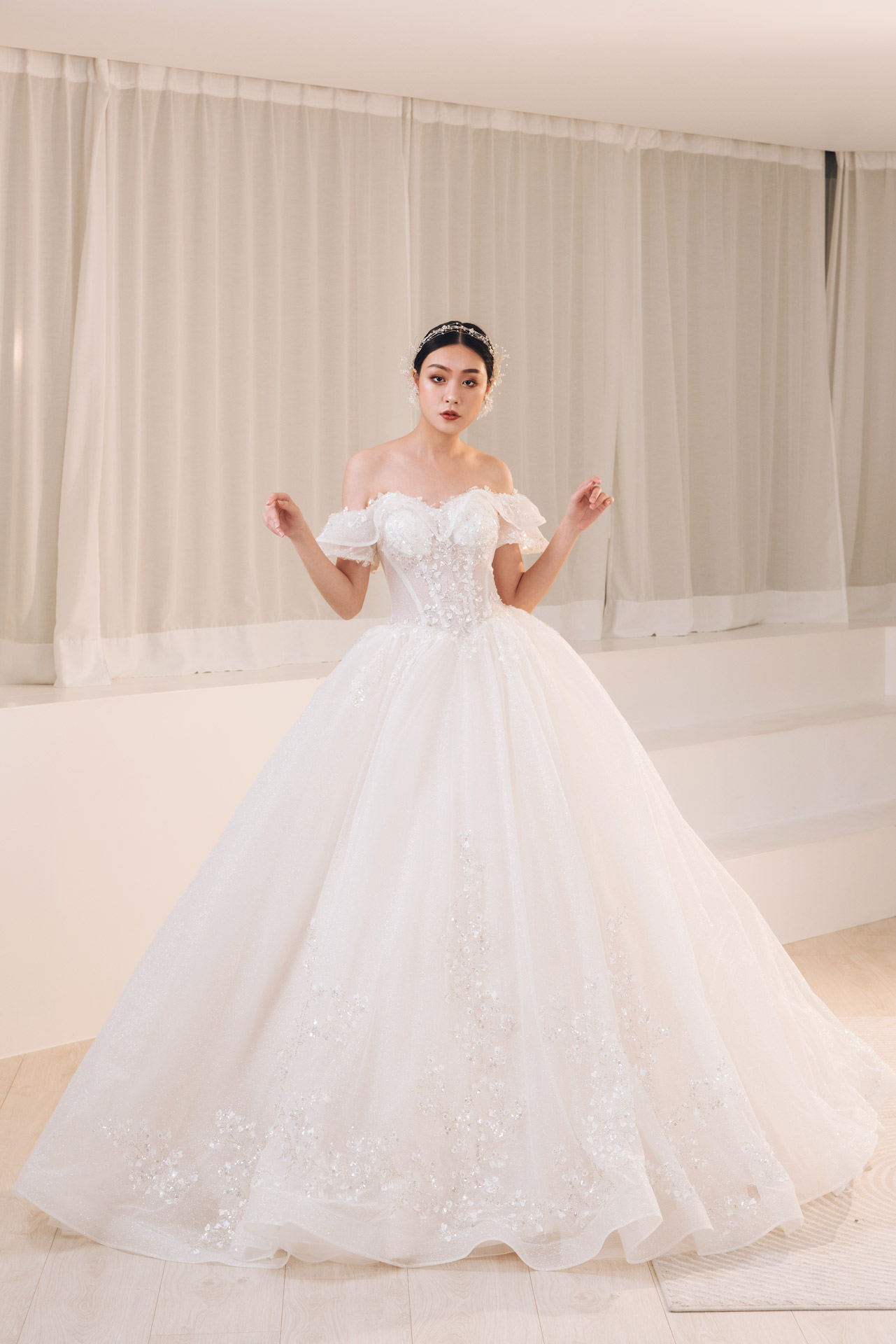 線上禮服 | Bride Collection | A-W089 | 攝影：田富生 Photography | 八田伴伴 手作禮服婚物所 - 台中婚紗工作室/單租禮服/自助婚紗攝影