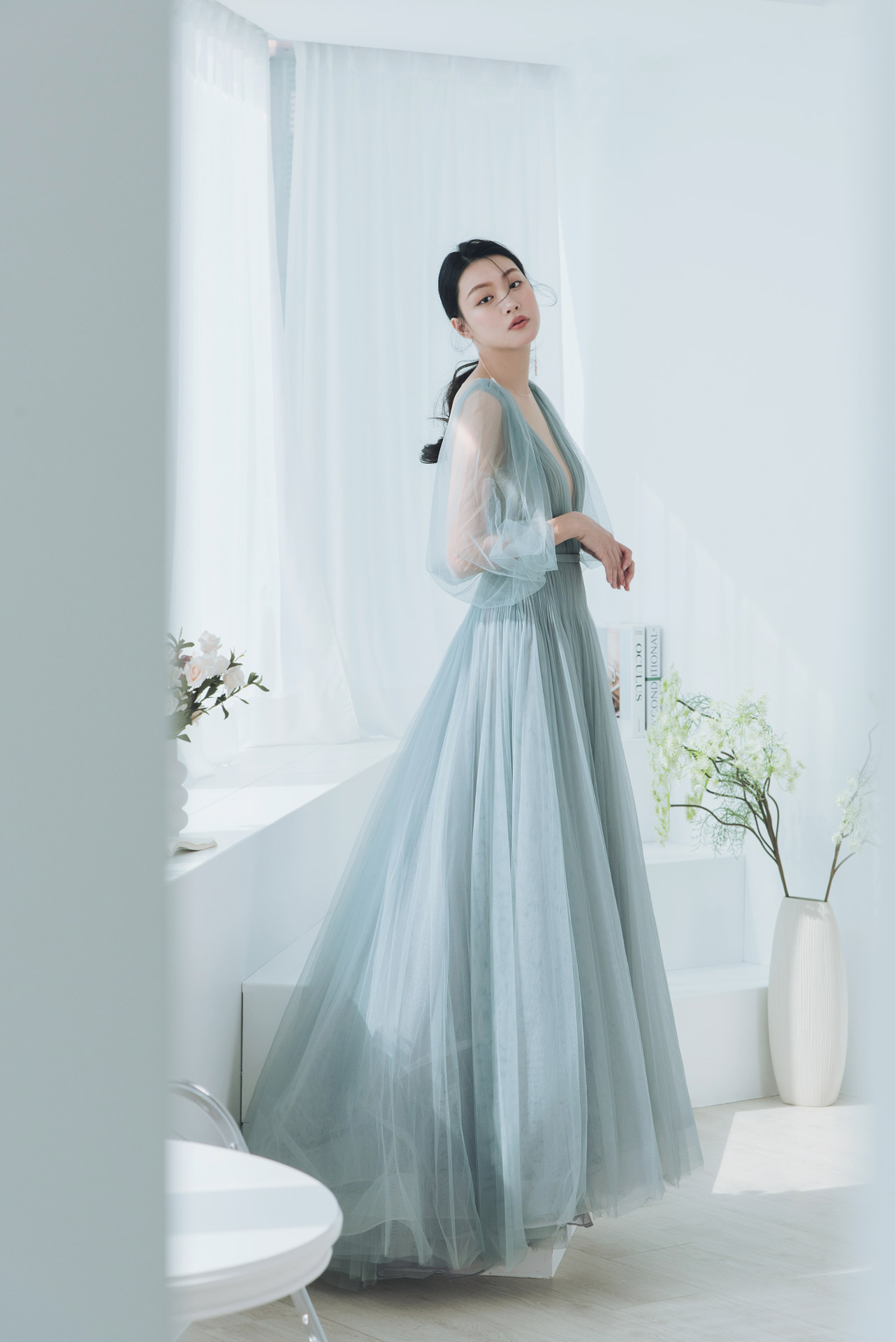 線上禮服 | Bride Collection | B-V076 | 攝影：田富生 Photography | 八田伴伴 手作禮服婚物所 - 台中婚紗工作室/單租禮服/自助婚紗攝影