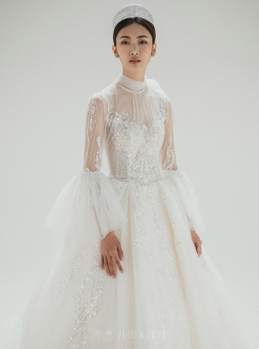 線上禮服 | Bride Collection | A-W064 | 攝影：蘇大柏 | 八田伴伴 手作禮服婚物所 - 台中婚紗工作室/單租禮服/自助婚紗攝影