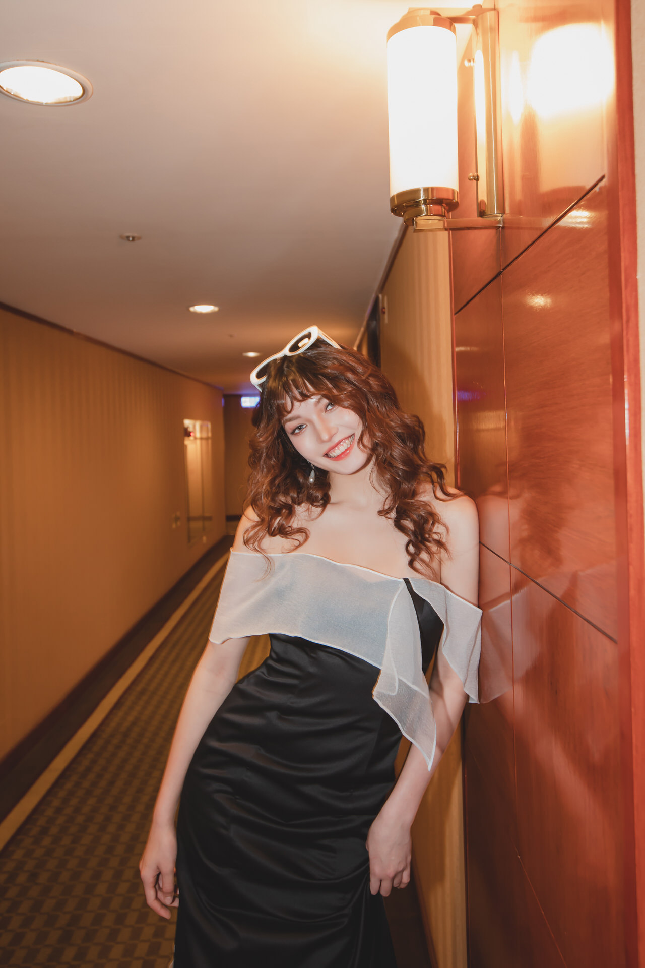 線上禮服 | Bride Collection | B-P115 | 抹胸蝴蝶結托尾黑色晚禮服