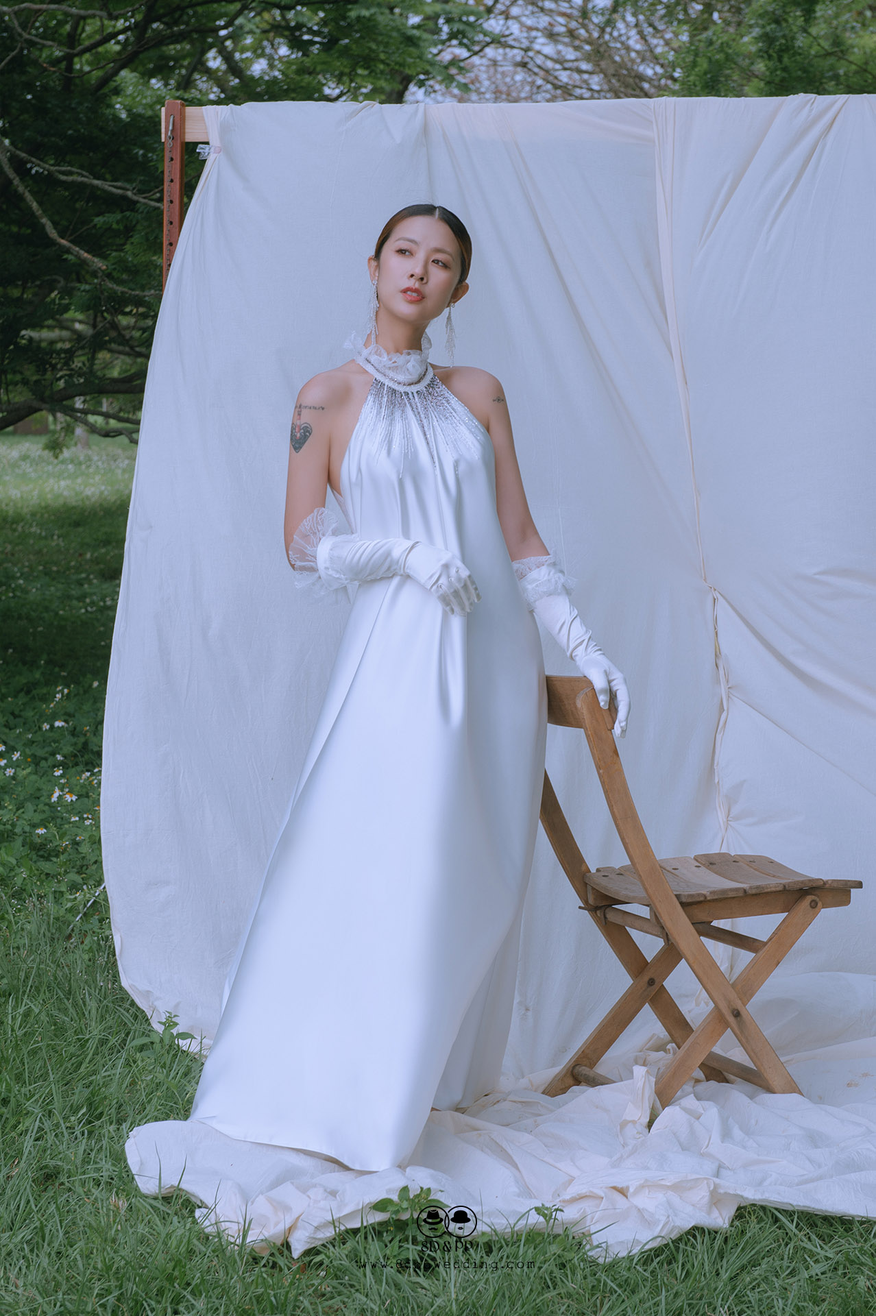 品牌婚紗 | 高領極簡風珍珠白婚紗 | 禮服租借 | 量身訂製 | 台中婚紗 | 八田伴伴 手作禮服婚物所