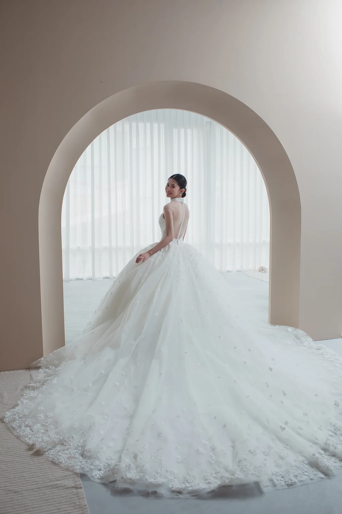 高級訂製款婚紗 | 立體花朵A字白紗 | 禮服租借 | 量身訂製 | 台中婚紗 | 八田伴伴 手作禮服婚物所