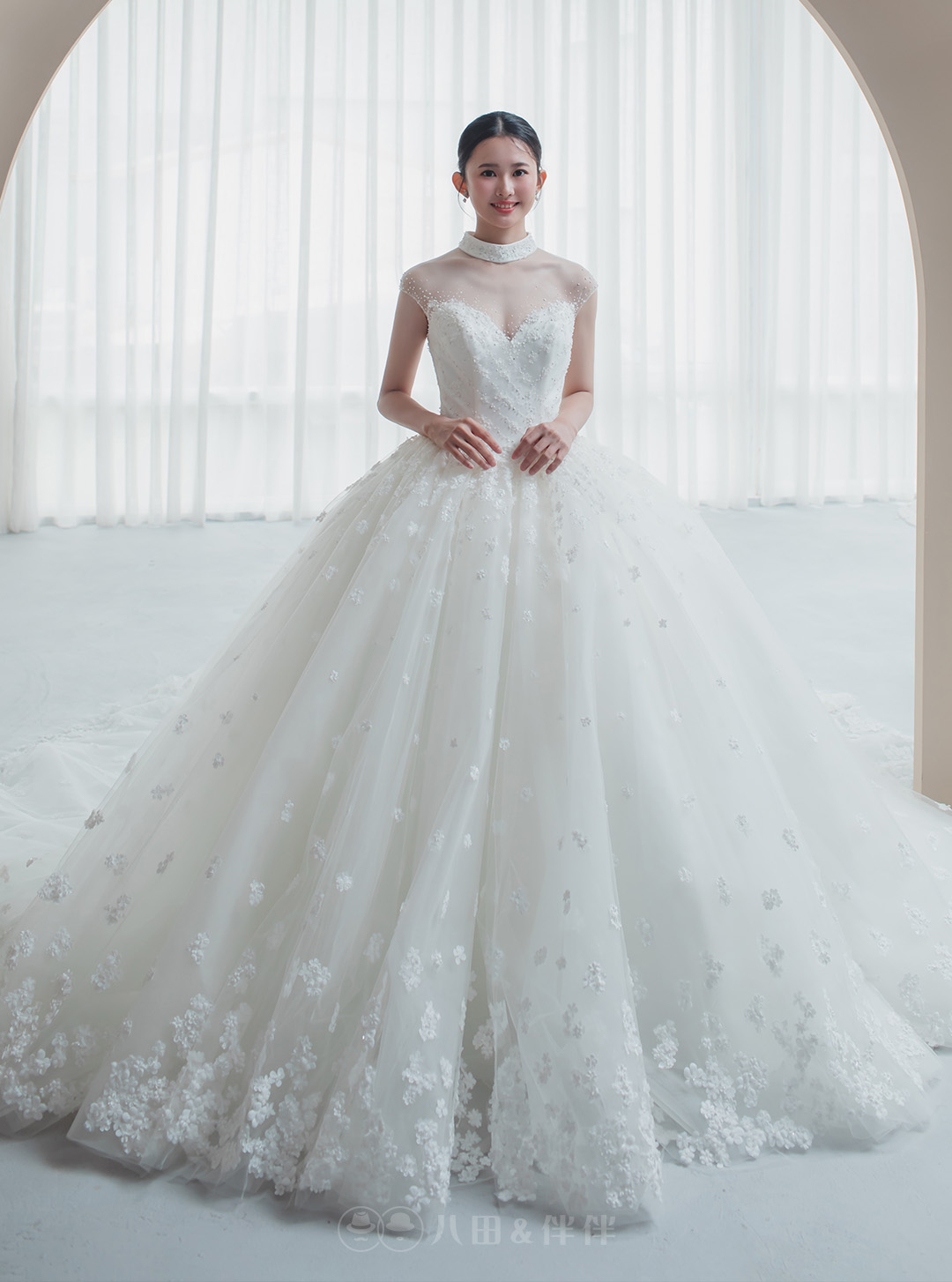 高級訂製款婚紗 | 立體花朵A字白紗 | 禮服租借 | 量身訂製 | 台中婚紗 | 八田伴伴 手作禮服婚物所