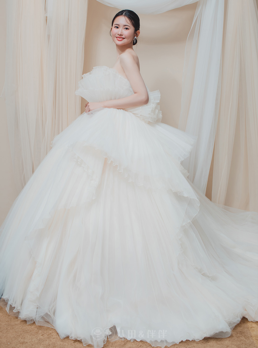 高級訂製款婚紗 | 輕紗高訂層疊婚紗 | 禮服租借 | 量身訂製 | 台中婚紗 | 八田伴伴 手作禮服婚物所