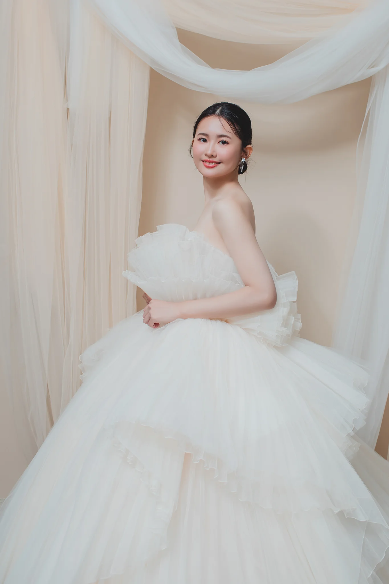 高級訂製款婚紗 | 輕紗高訂層疊婚紗 | 禮服租借 | 量身訂製 | 台中婚紗 | 八田伴伴 手作禮服婚物所