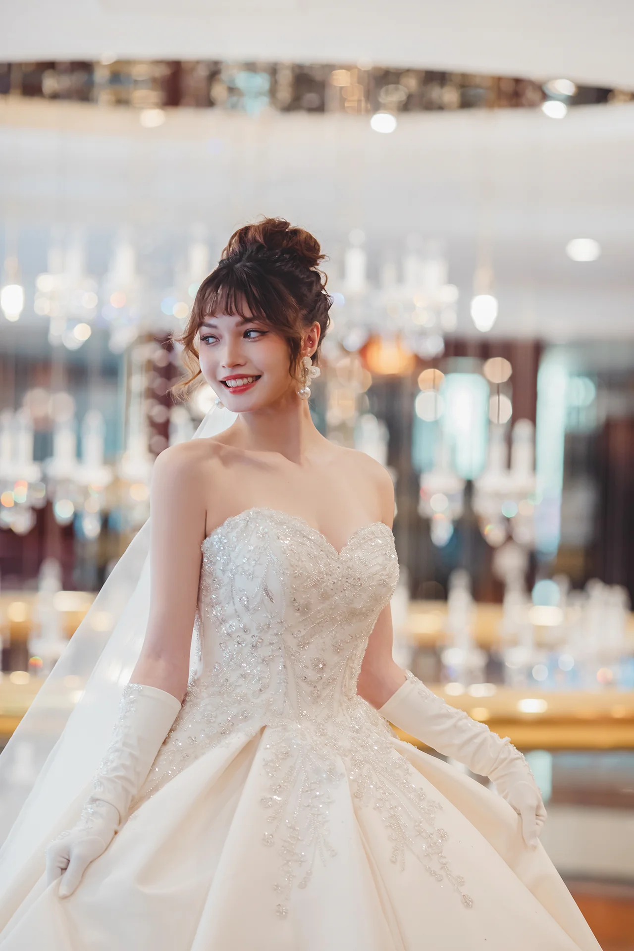 高級訂製款婚紗 | 厚緞立體珠繡宮廷蓬裙 | 禮服租借 | 量身訂製 | 台中婚紗 | 八田伴伴 手作禮服婚物所