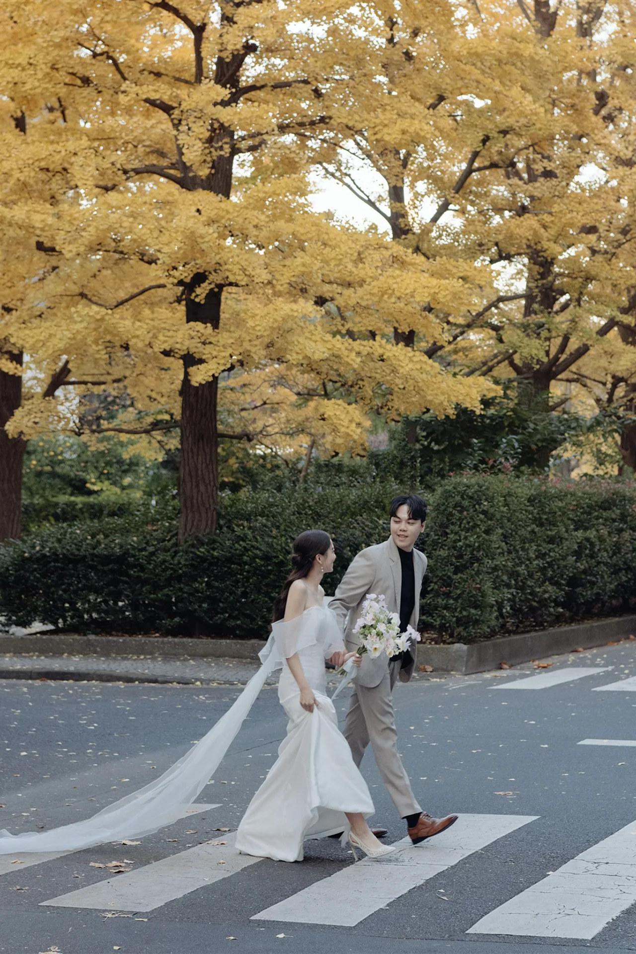 新人婚紗實穿拍攝 | 台中禮服租借 | 量身訂製婚紗 | 八田伴伴 手作禮服婚物所 新人婚紗實穿拍攝 | 蕭以姍 MOEI | 日本旅拍婚紗