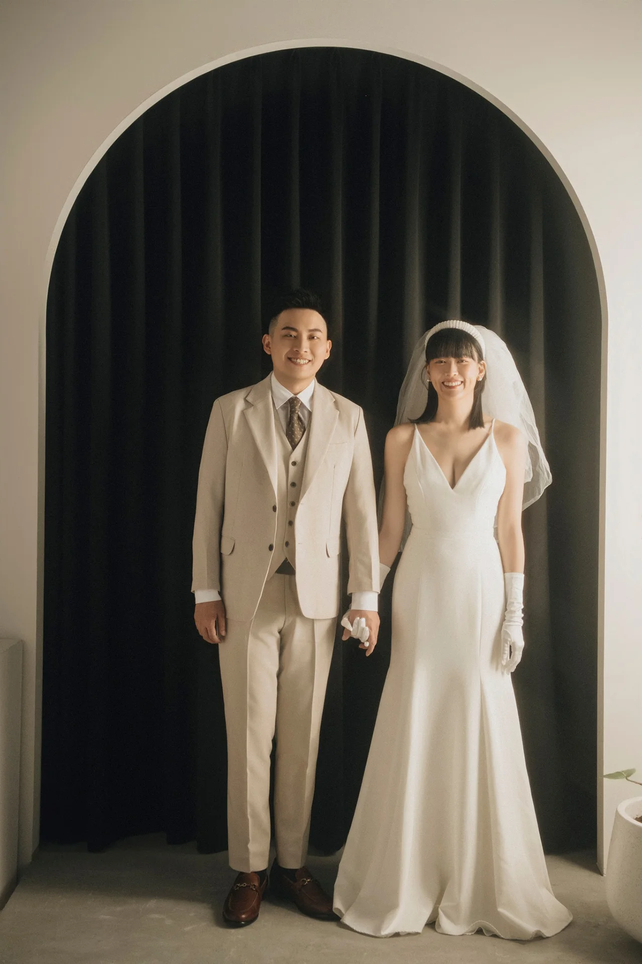 新人婚紗實穿拍攝 | 台中禮服租借 | 量身訂製婚紗 | 八田伴伴 手作禮服婚物所 新人婚紗實穿拍攝 | 蘇大柏 | 台中婚紗