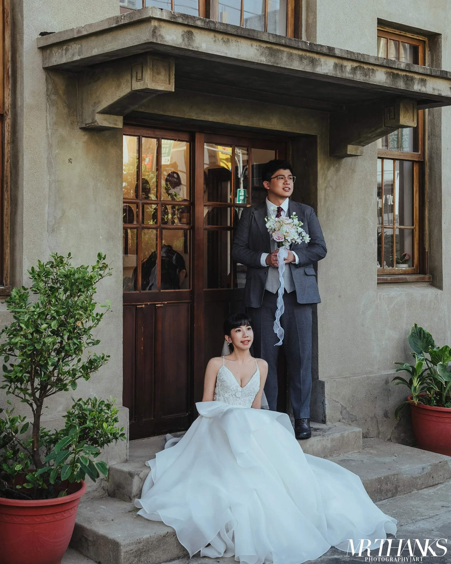 新人婚紗實穿拍攝 | 台中禮服租借 | 量身訂製婚紗 | 八田伴伴 手作禮服婚物所 新人婚紗實穿拍攝 | Mr. Thanks 攝影工作室 | 台中婚紗