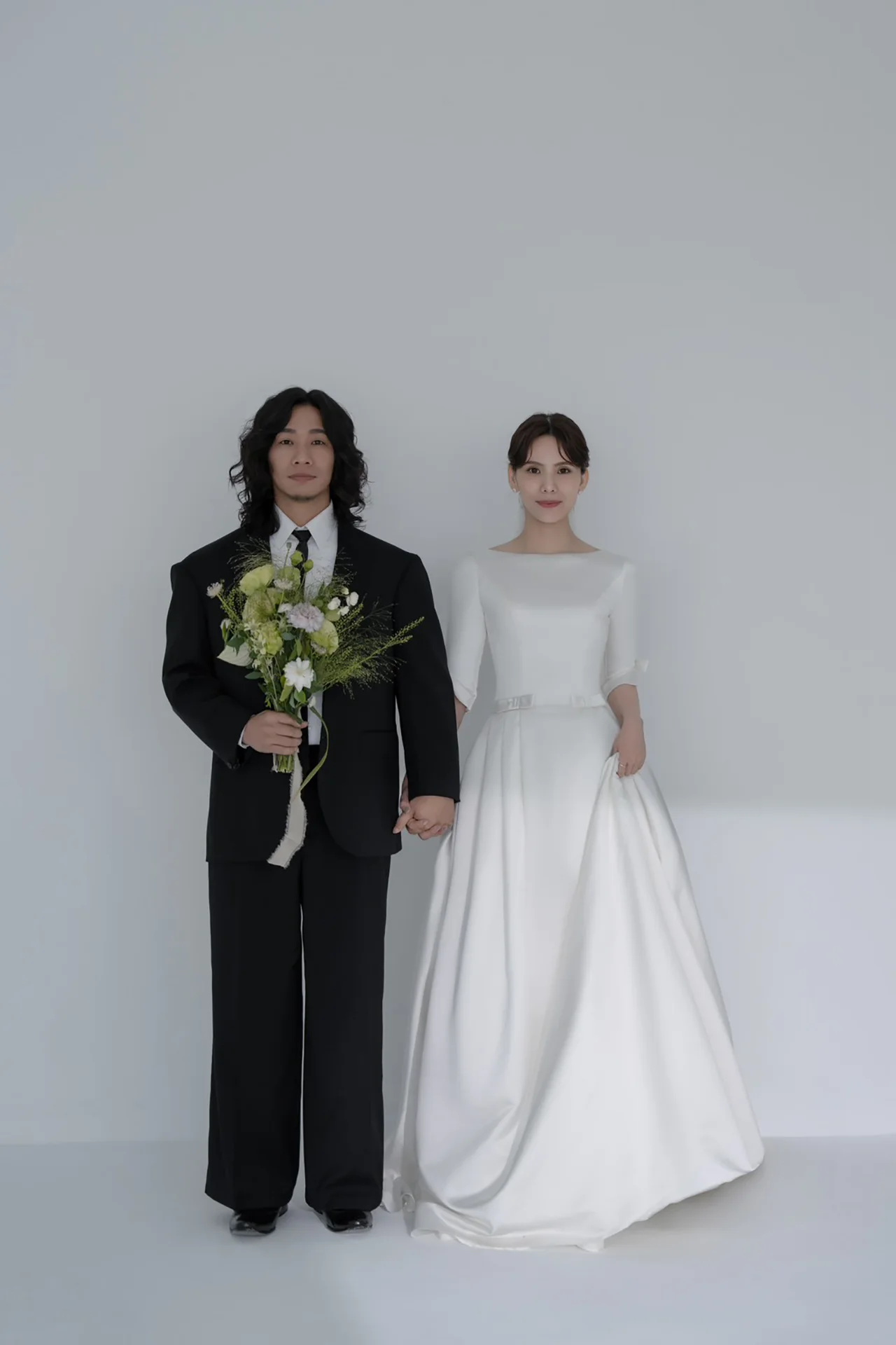 新人婚紗實穿拍攝 | 台中禮服租借 | 量身訂製婚紗 | 八田伴伴 手作禮服婚物所 新人婚紗實穿拍攝 | ISSA PHOTO | 新竹婚紗