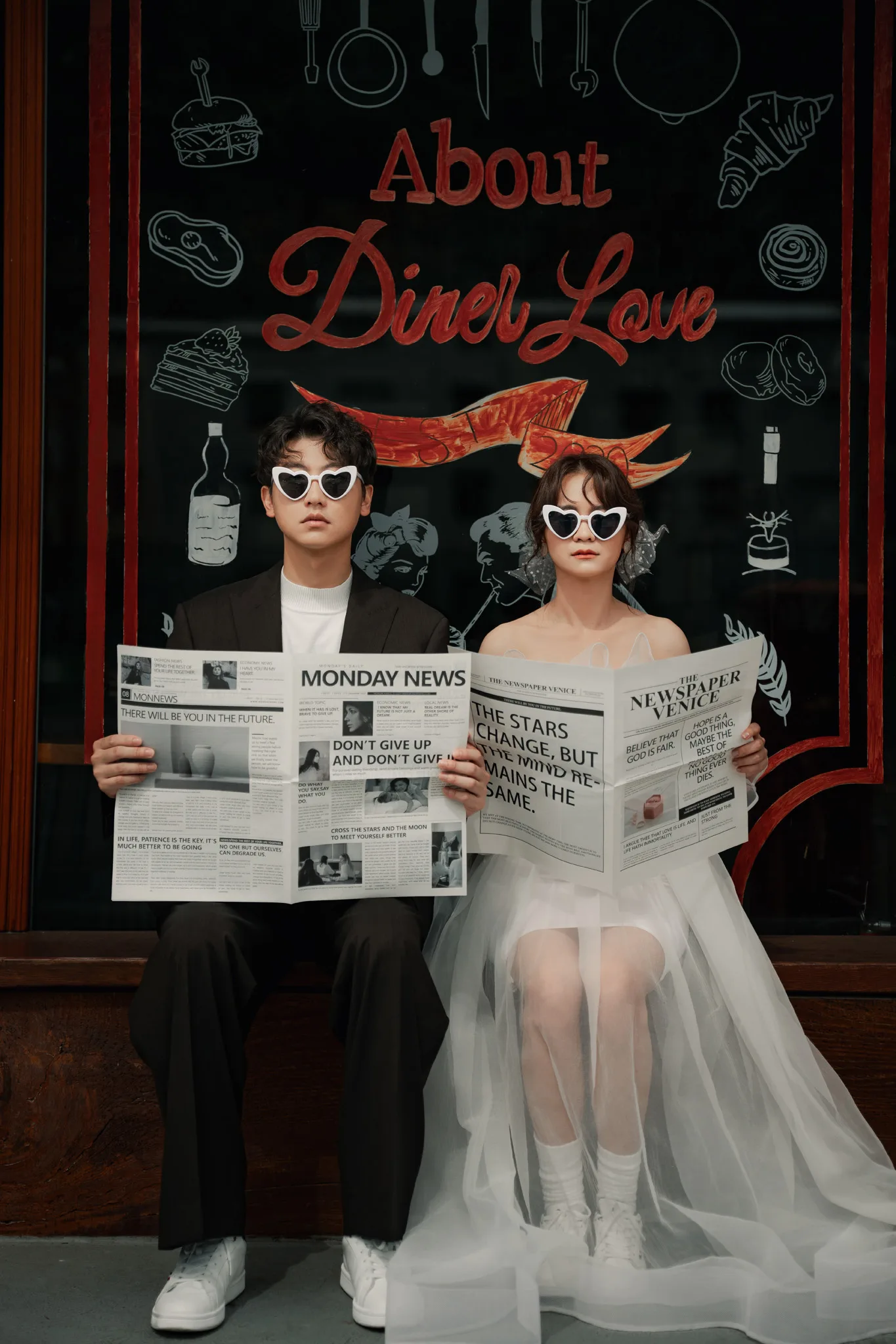 曜隆與毓萱婚紗攝影作品，良大攝影拍攝，城市街景與生活感婚紗風格