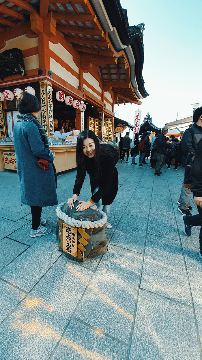 伴伴小姐日本京都遊 ( Kyoto きょうと ) / 旅遊日記 / 日本京都 / 美式輕婚紗 / 自助婚紗旅拍 / 海外婚紗攝影 | 八田伴伴 手作禮服婚物所-台中禮服出租/自助婚紗