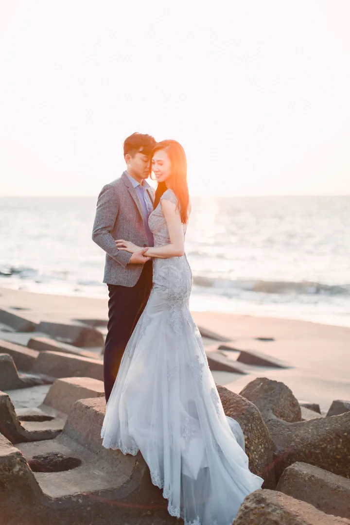 Amazing Grace 攝影美學 + 煒煒整體造型工作室-Wei's Makeup X 八田伴伴 手作禮服婚物所 | 台中婚紗工作室